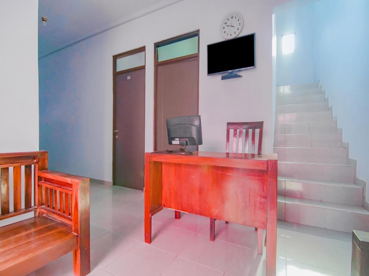Hotel Oyo 2770 Zleepy Khazri Bogor